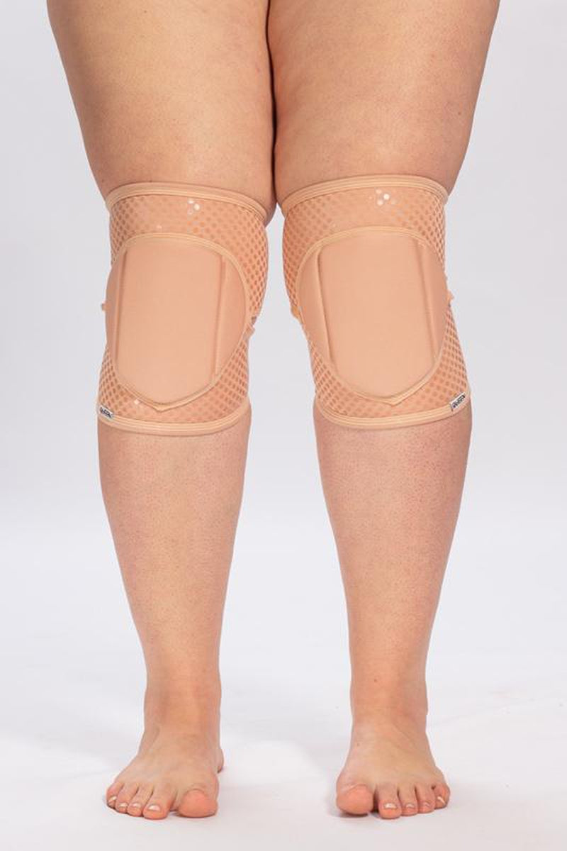 Queen Grippy Kneepads - Latte-Queen Accessories-Redneck buddy