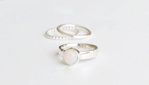 Zilver & Zoet trouwring opaal