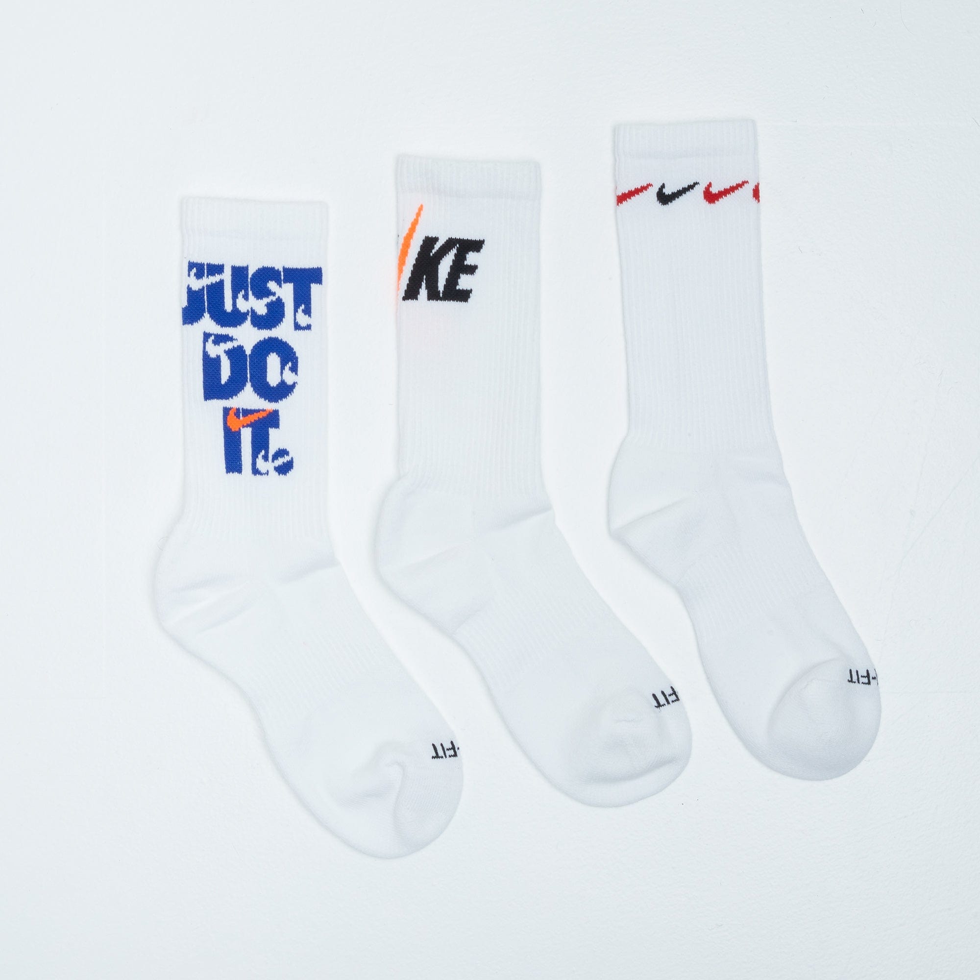 Nike Everyday Cushioned Men's Logo Crew Socks in (3 pack) -