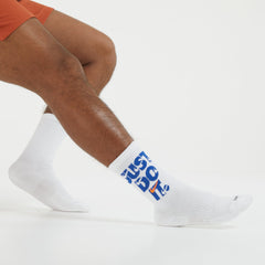 Nike Socks Nike Everyday Plus Cushioned Logo Crew Socks (3 pack)