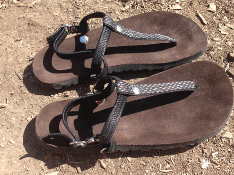 slip-on earth runners