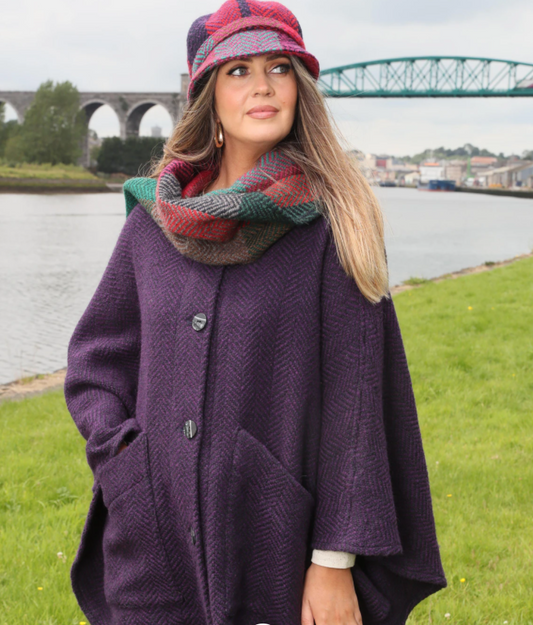 Branigan Weavers Tina Cape in Killybegs Grape