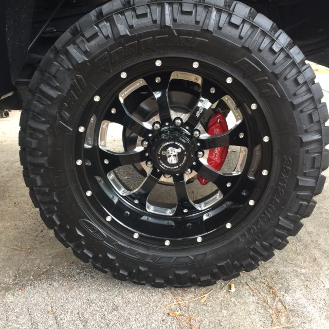 Ford Super Duty Featured Build - Wheel Detail