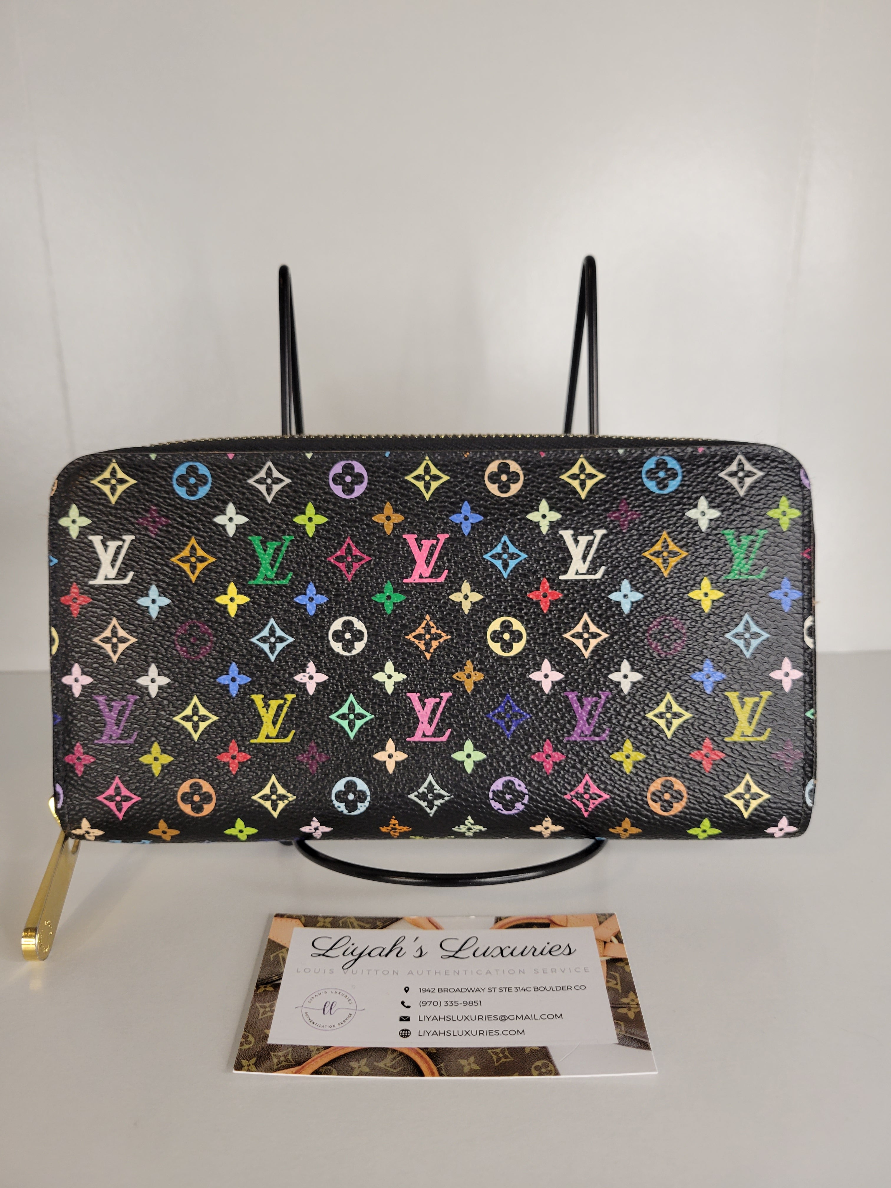 Multicolor Zippy Wallet – Luxuries