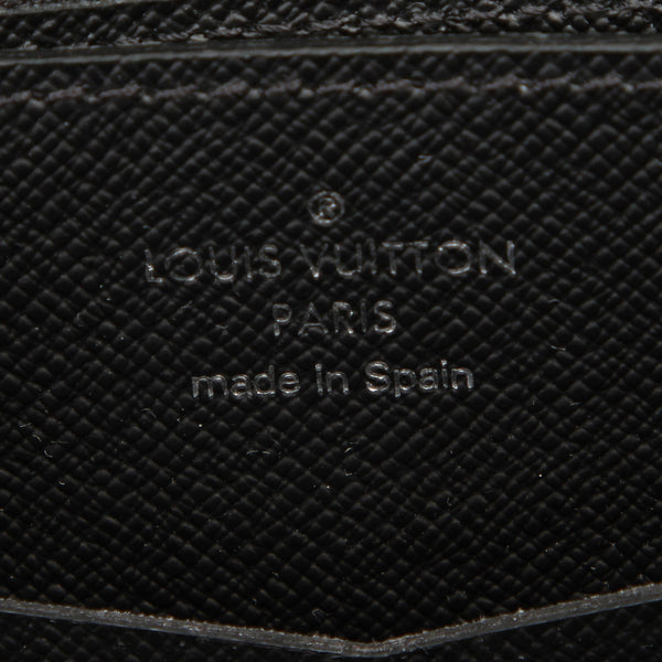 Black Louis Vuitton Taiga Zippy XL Long Wallet – Designer Revival