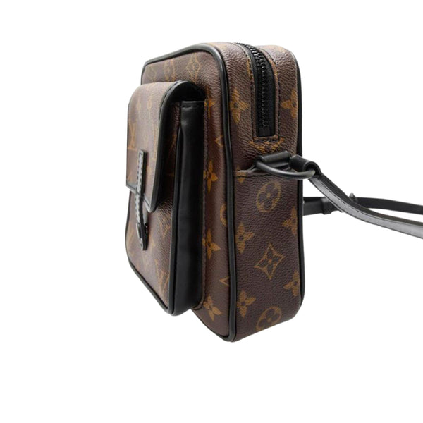 Louis Vuitton 2020 pre-owned Christopher crossbody bag, Brown