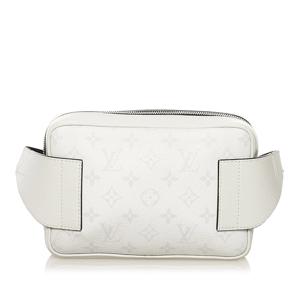 Louis Vuitton LV Taigarama bumbag white Leather ref.233246 - Joli Closet