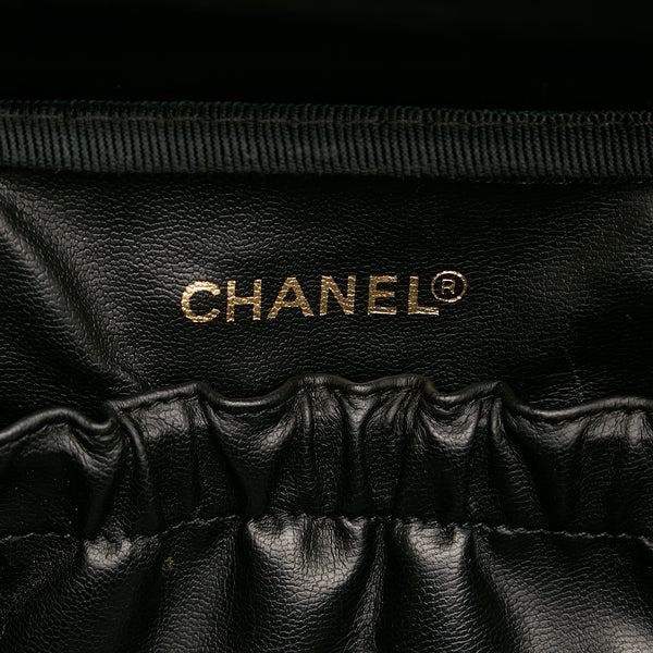 $1000 Chanel White Black Cambon Ligne Lambskin Leather CC Logo