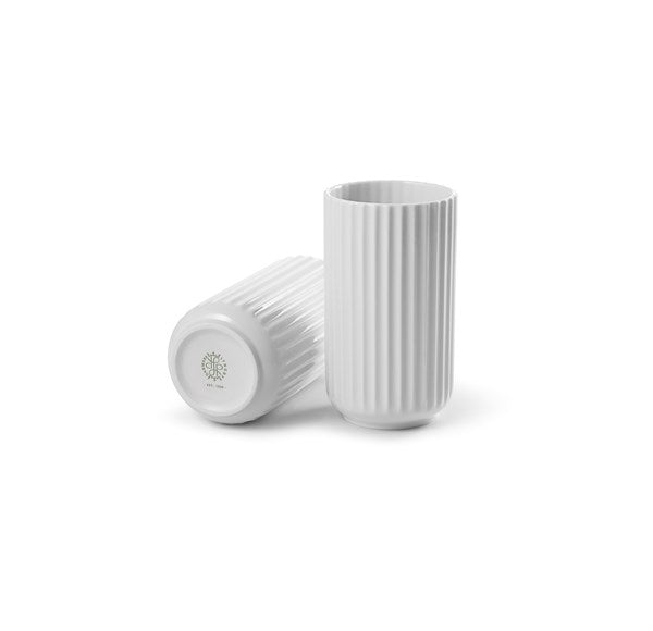 udstilling Rettsmedicin stadig Lyngby vase i porcelæn - hvid 15 cm – Interpresent