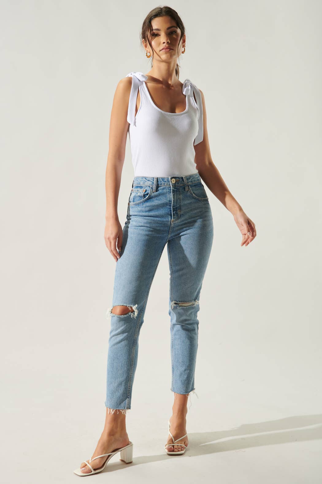 Ribbed Scoop Neck Cropped Tank Top