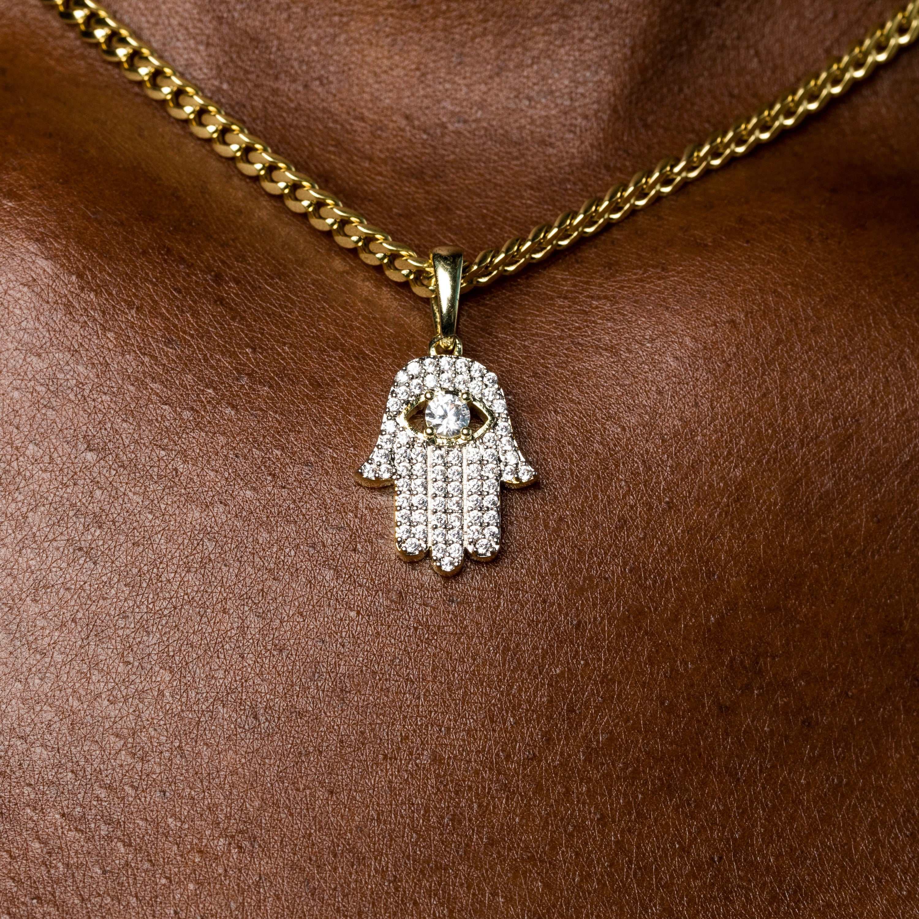 hamsah micro pendant