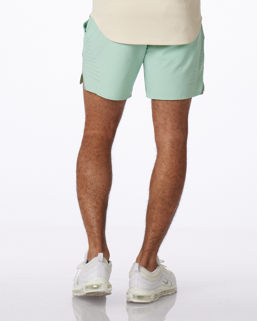 Relay Short Pale Green