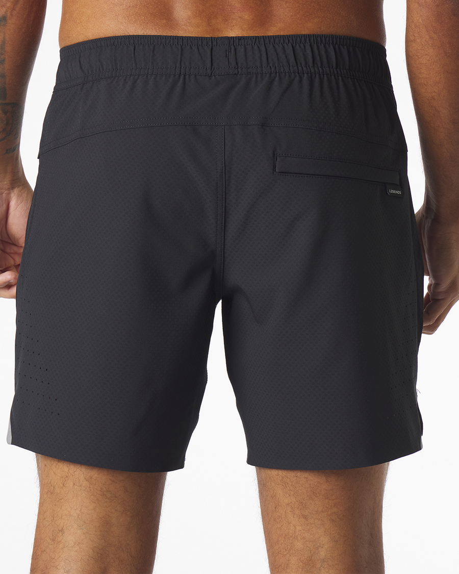 Relay Short Black