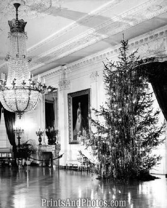 President Truman At Podium 1951 3528