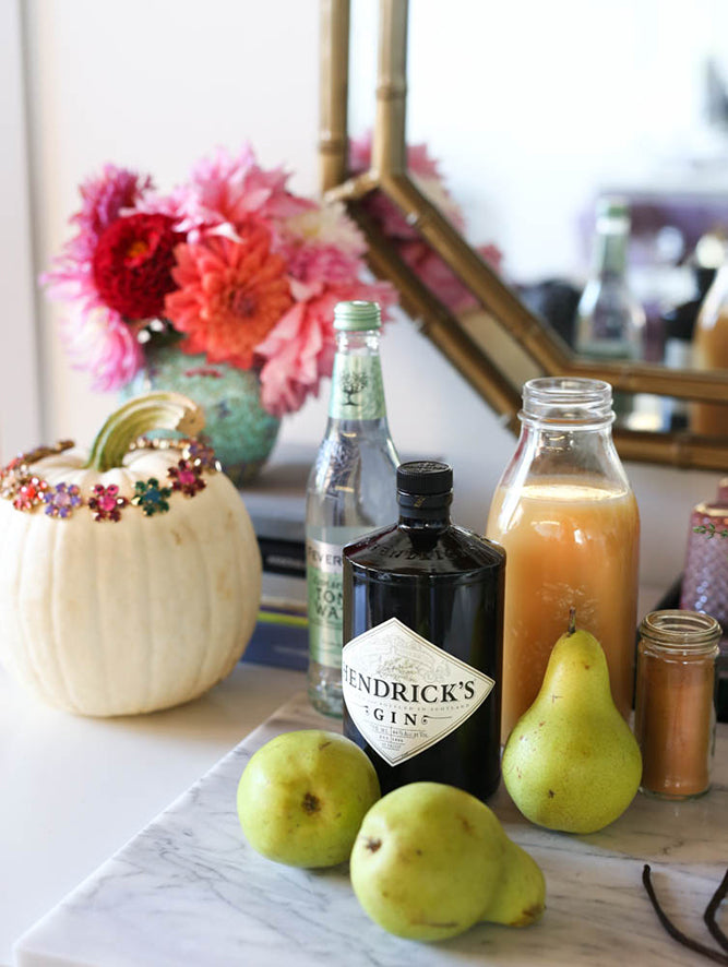 spiced pear gin and tonic, fall cocktails, Rhode Island, Loren Hope Studios