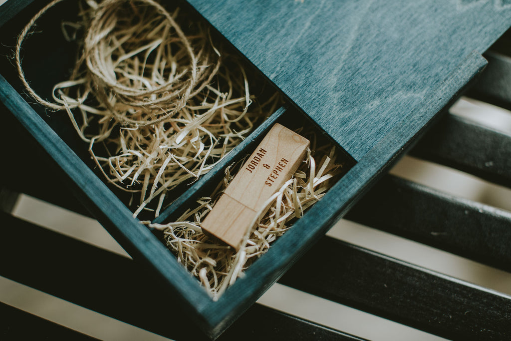 wooden packaging for wedding photographers