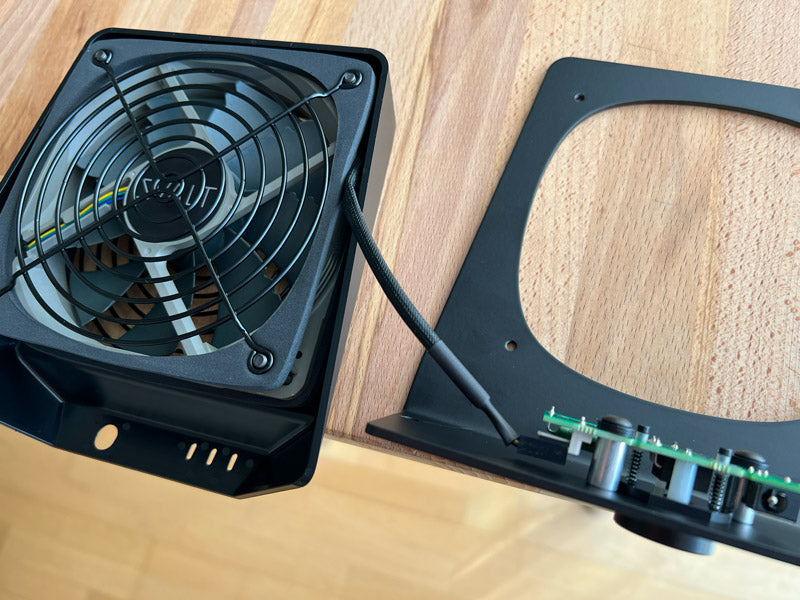 Cooling Stand SRx and Sx fan removal guide photo