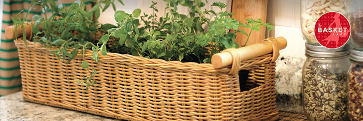 Baskets Make Country Kitchen Decor a Breeze