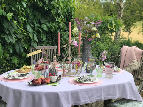 English Country Garden Al Fresco Table Setting