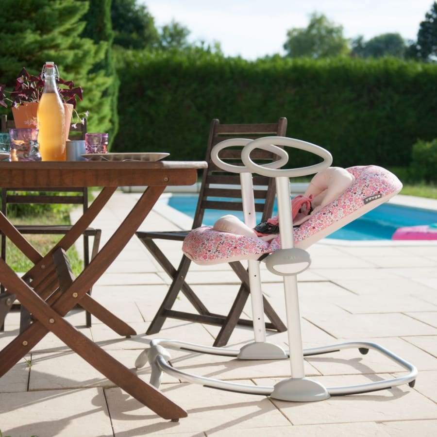 table with high chairs