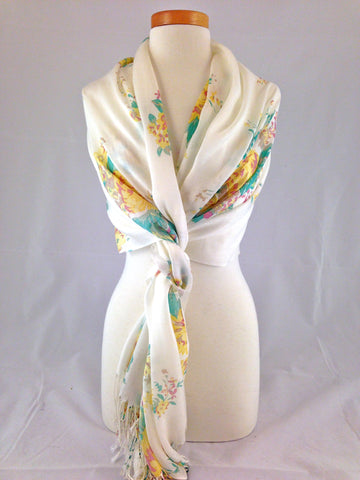 How to tie a scarf - floral 
