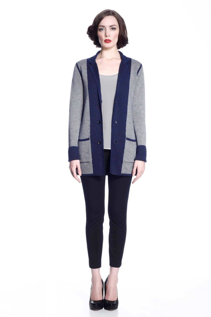 Vivian reversible cardigan, multiwear, reversible, versatile fashion, comfortable style, travel style, cozy sweater, cozy cardigan, fall style, travel style, what to wear on the plane, womens fashion, comfortable and chic