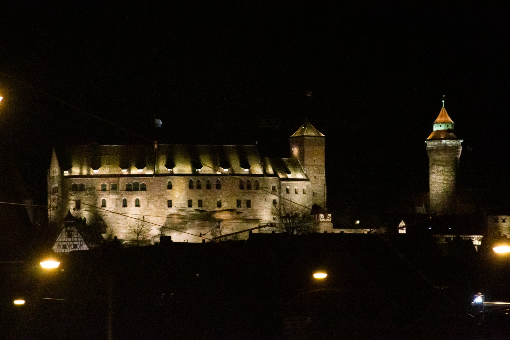 Nuremberg Castle at night street view