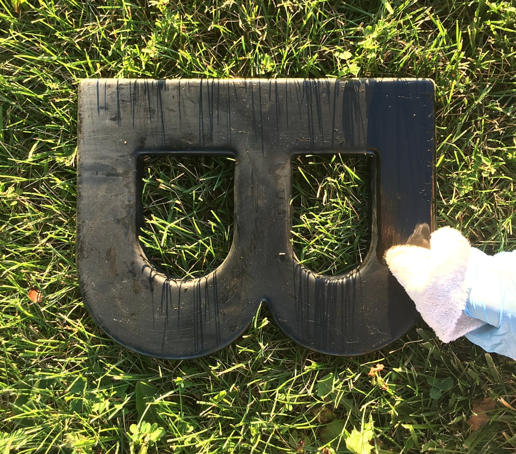 Applying a bit of Kramer's Best Antique Improver to the weathered letter B