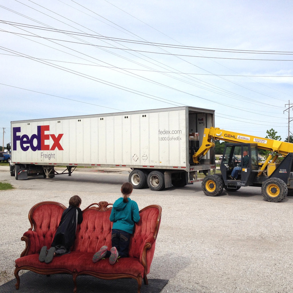 FedEx Freight pick-up w/ an audience