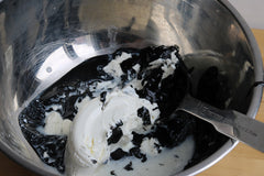 Black Chia Pudding
