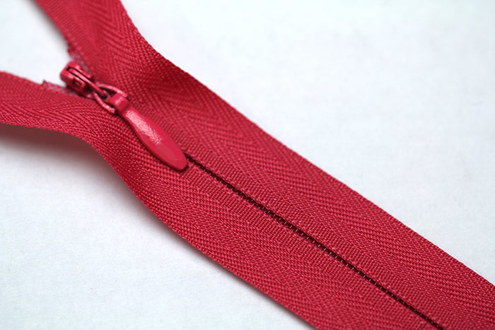 Conceal Zipper Footer for dressmaking