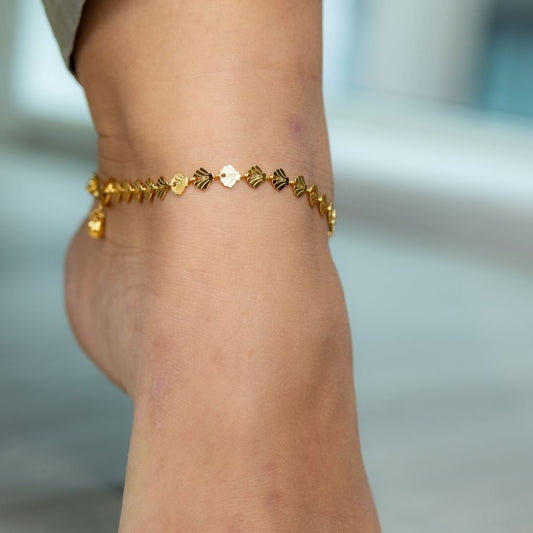 Golden Brass Fan Charm Minimalist Thin Slim Foot Payal Anklet