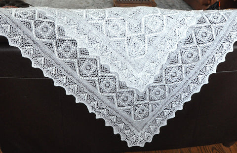 Ilga's Haapsalu shawl, folded