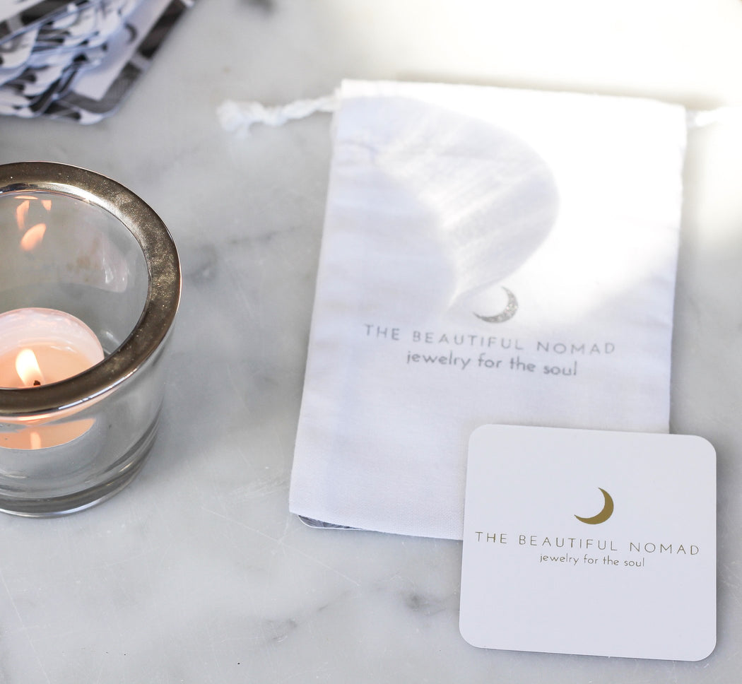 The Beautiful Nomad cotton bag and business cards