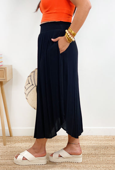 Tori Maxi Skirt in Black, Flowy black skirt featuring a smocked waistband