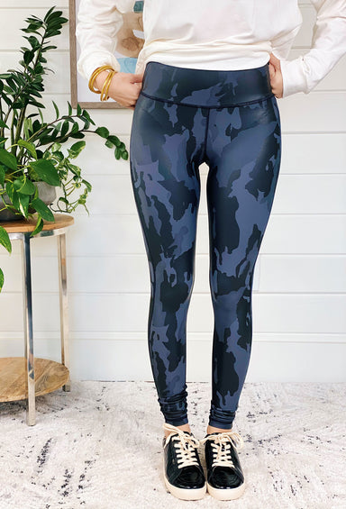 MonoB Camo Leggings, grey and black matte camo leggings 