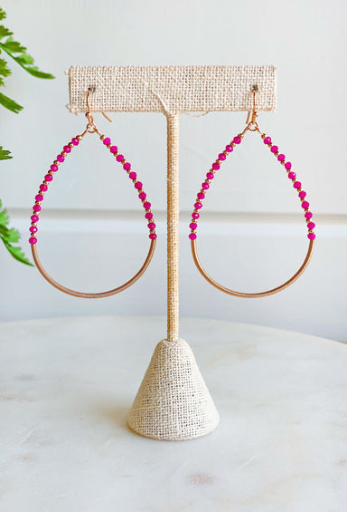 Sandy Memories Earrings in Fuchsia, gold and fuschia teardrop shaped earrings