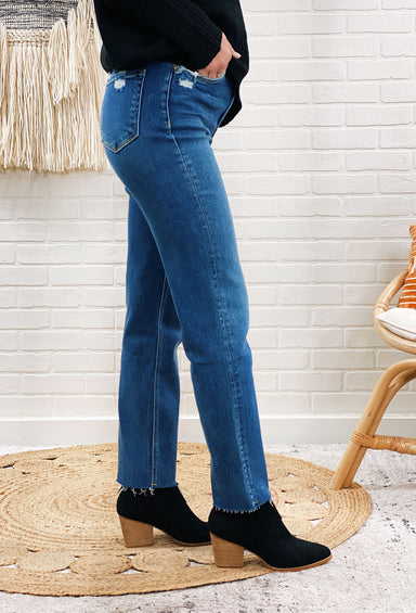 Super High Rise Ankle Straight Jeans, tretch denim with an ankle length, slim fitting through the hips and thighs, raw edge detail, clean-cut hem, high rise waist