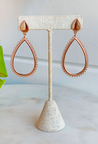 Timeless Moments Gold Earrings, gold tear dropped shape earrings