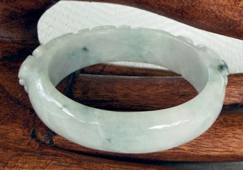 oval jade bangle