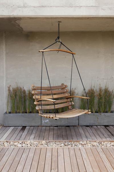 single outdoor swing chair