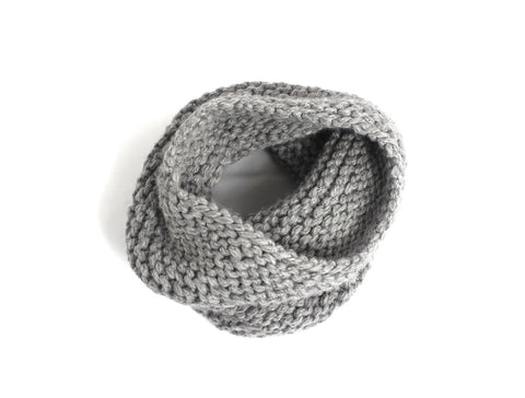 WOOLN infinity scarf