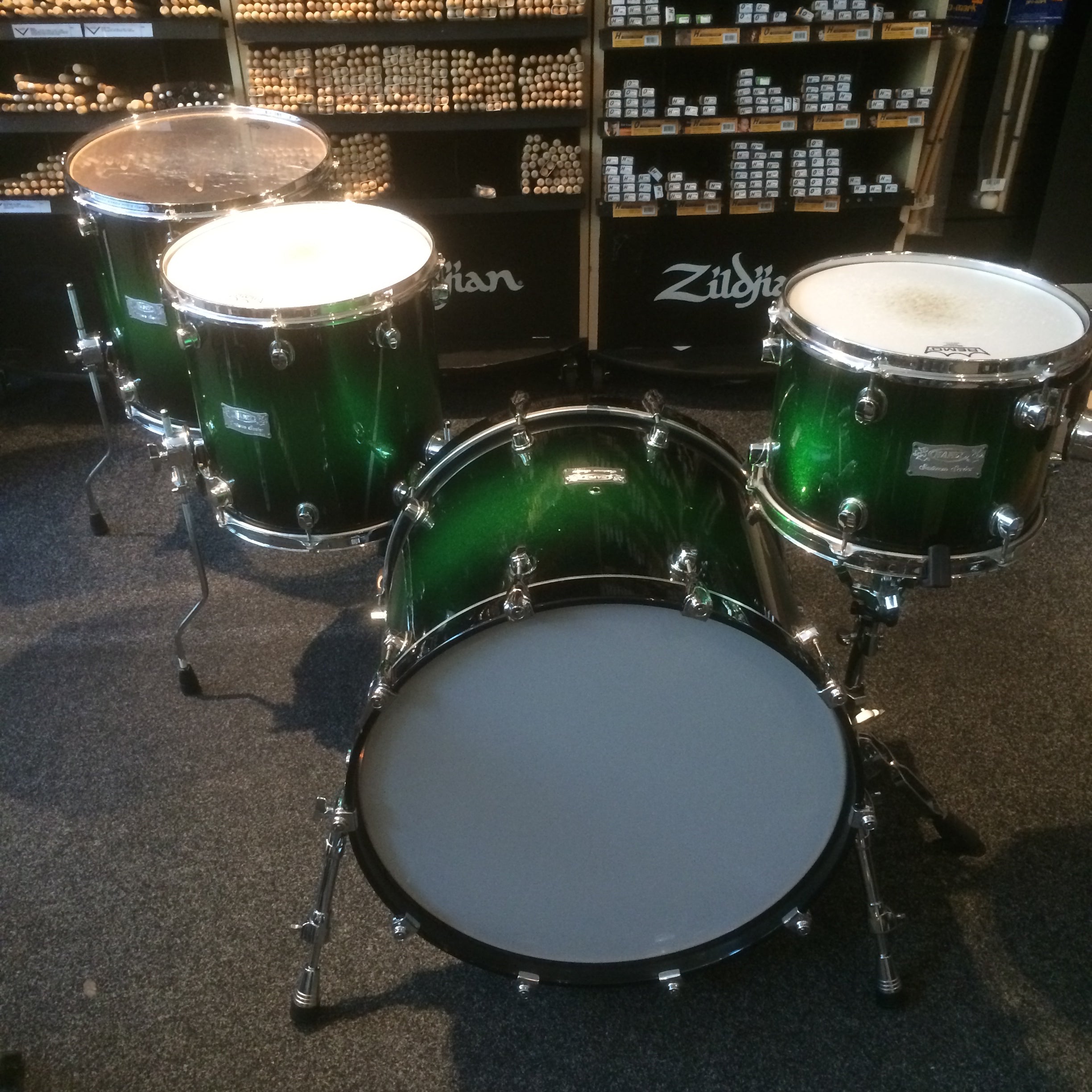Mapex Saturn shell pack in Green Apple Sparkle Burst