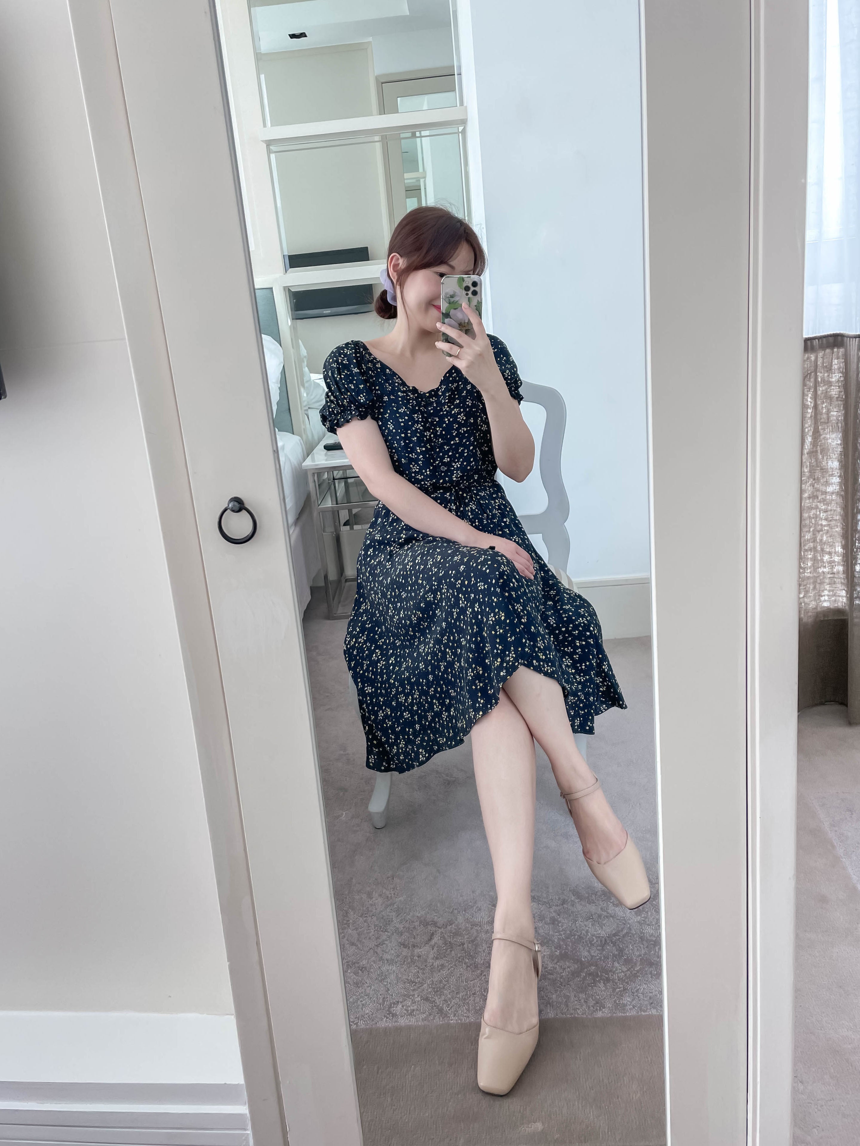 Bouquet 墨黑色菱角領口花球印花搖曳裙擺, Dress/ DS8866
