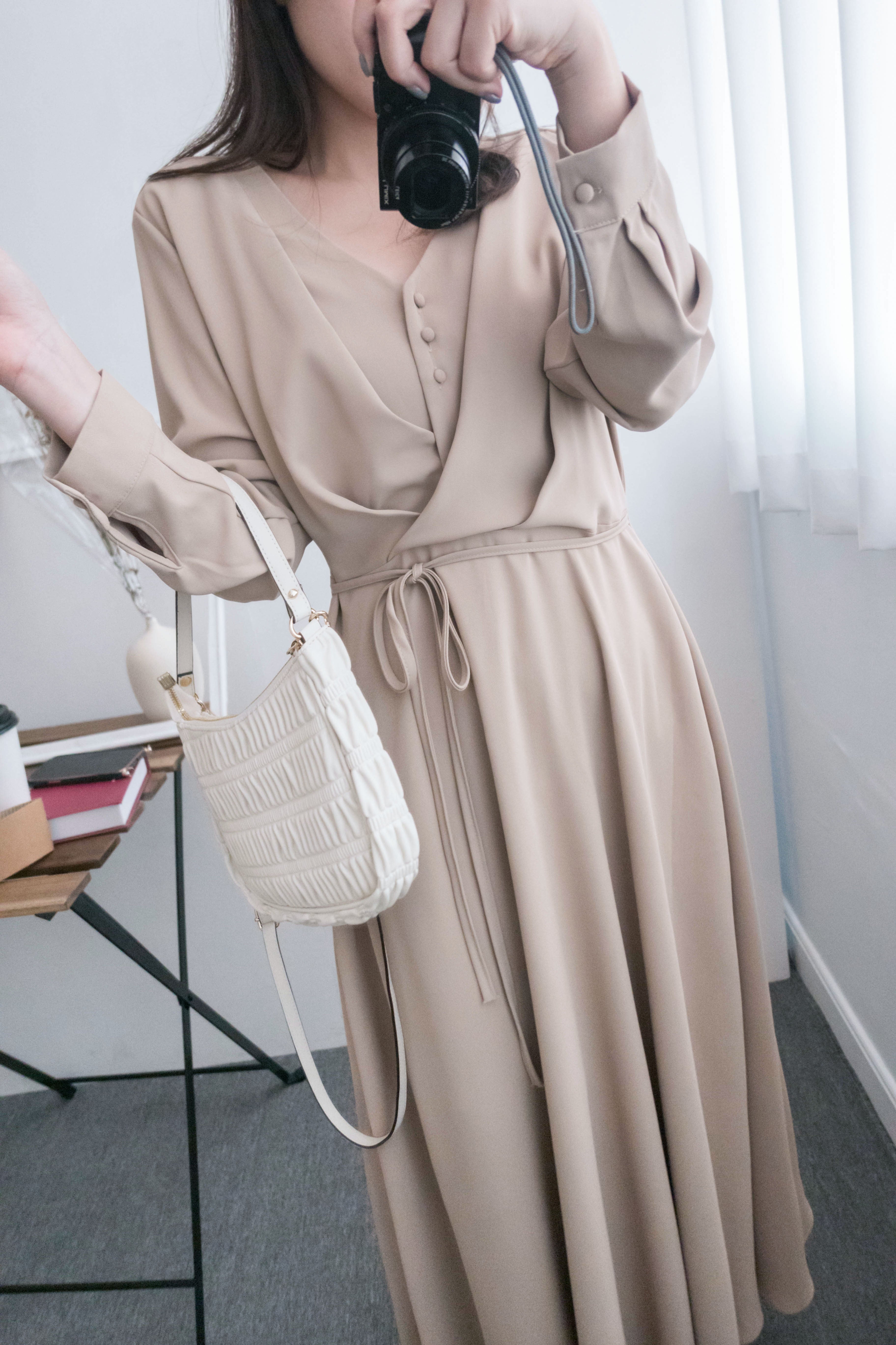 Beige 仙氣簡約杏色交疊顯瘦連身裙, Dress/ DS8930