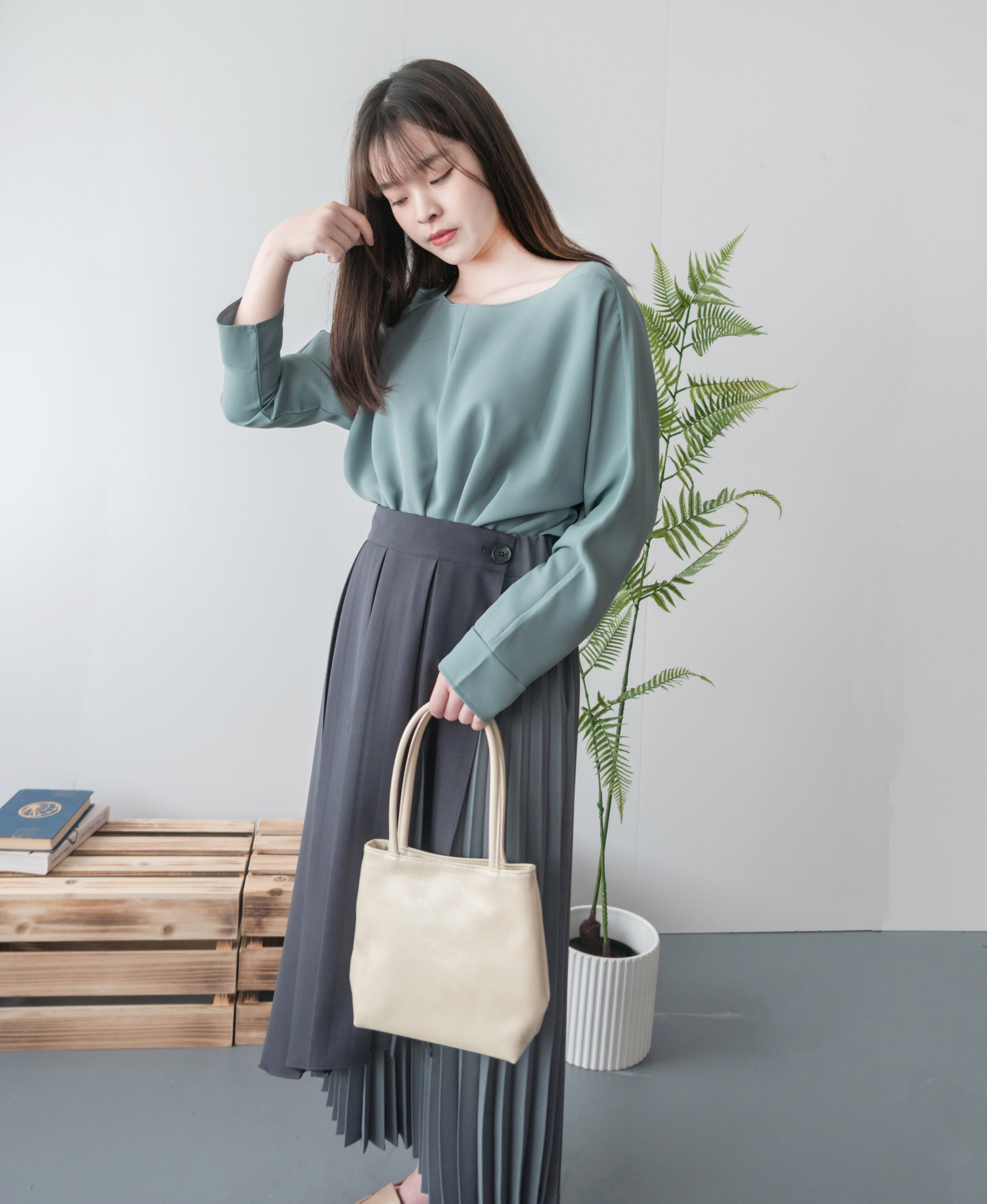 Cross End 船領垂感交叉衣尾雪紡, Blouse/ BU8878 (darkcyan sold out)