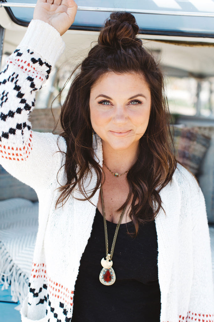 bohemian waves with tiffani thiessen