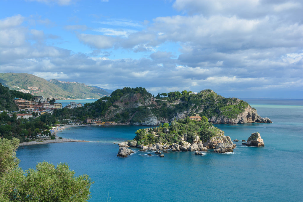 Sophee Smiles - Italy - Taormina and Sea