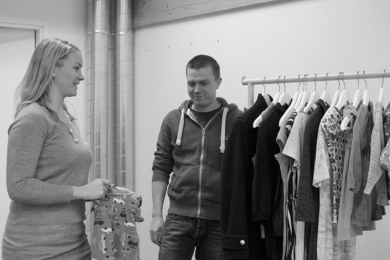 Hanna ja Markus yrityksen ensimmäisissä toimitiloissa Espoossa, tammikuussa 2015.