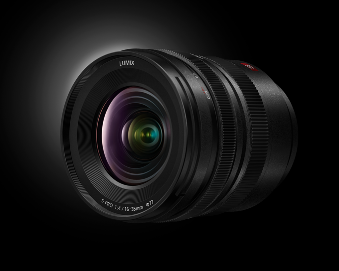 Panasonic Lumix 16-35mm F4 lens
